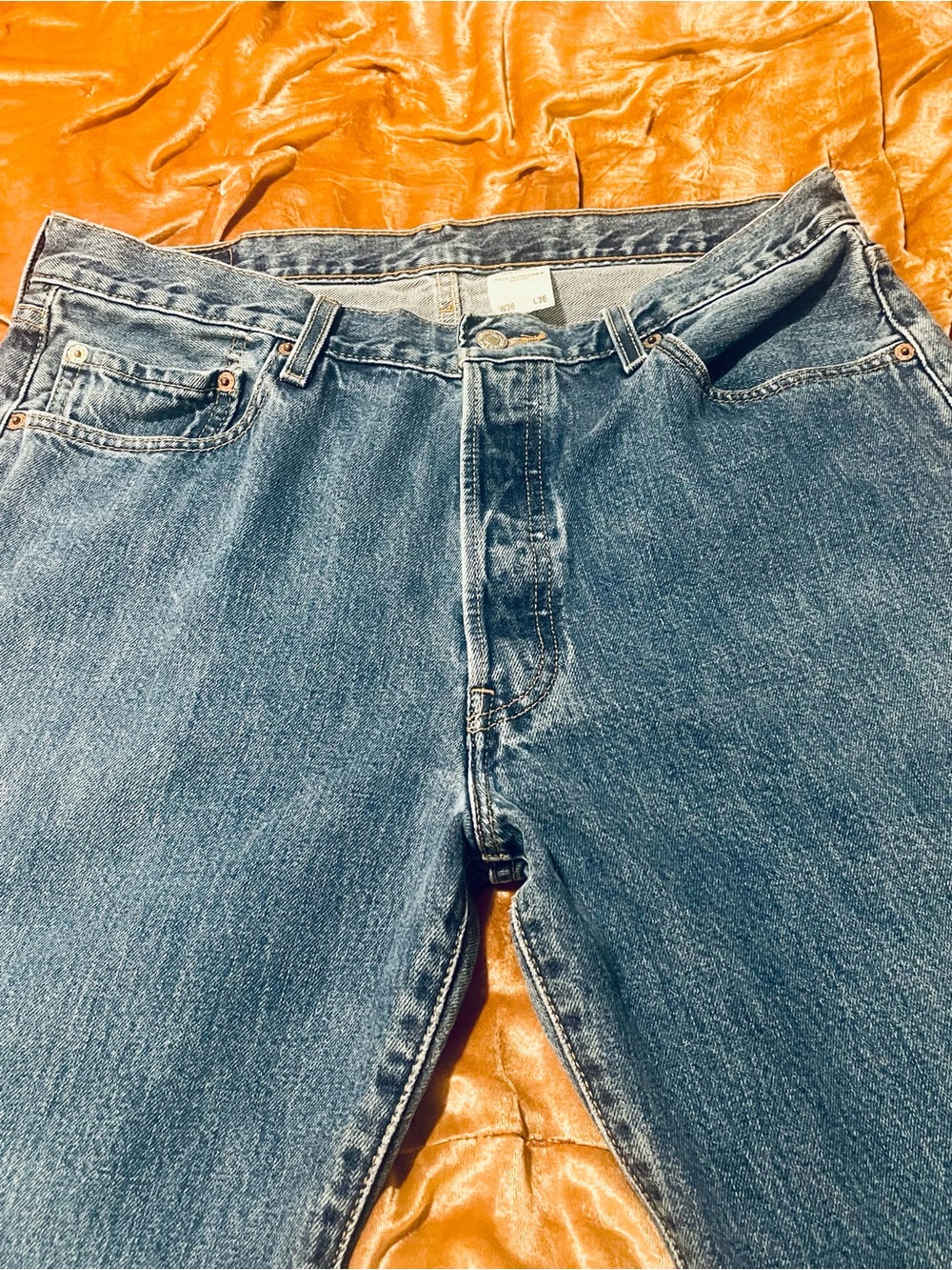 Vintage 90’s Levi's 501 Medium Blue Straight-Leg Denim Button Fly Jeans 36x3 - Picture 5 of 16